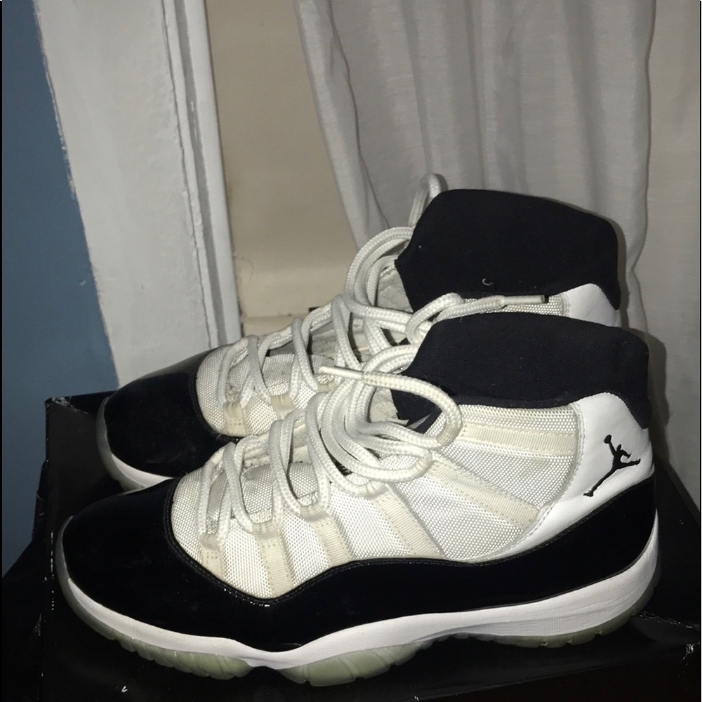 COPY - Jordan 11 concord size 13
